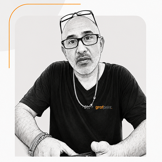 יובל - מנהל ייצור